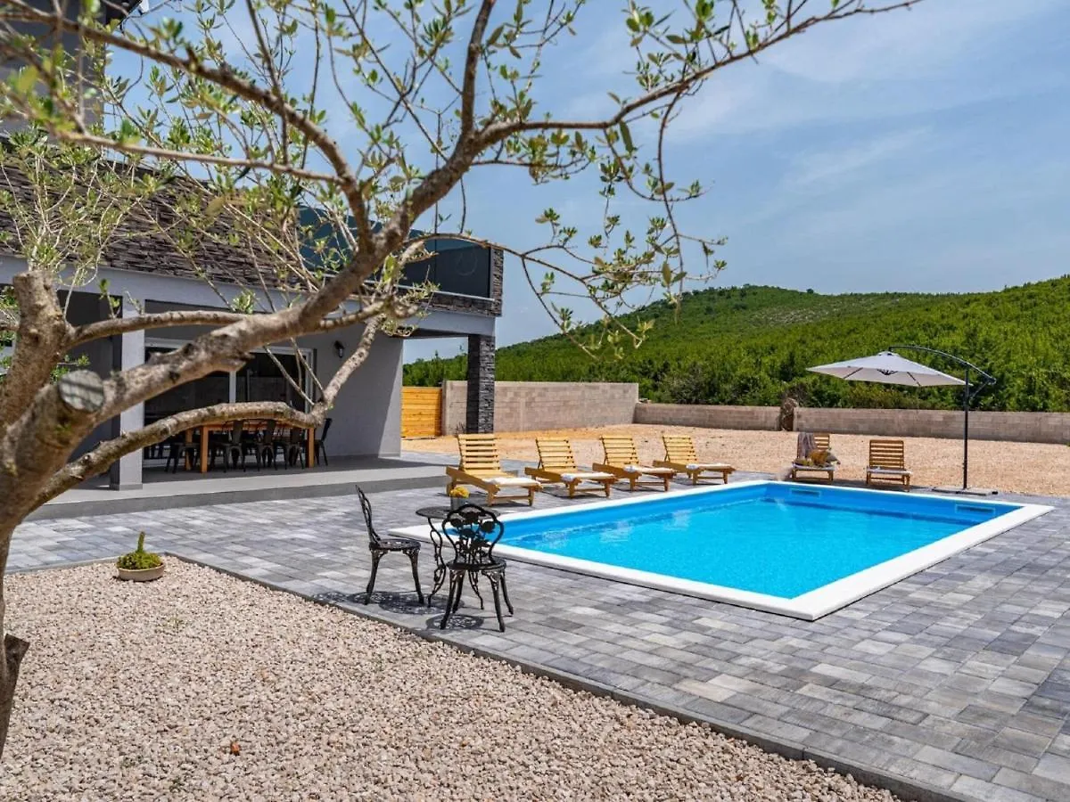 Modern Villa With Private Pool Stankovci